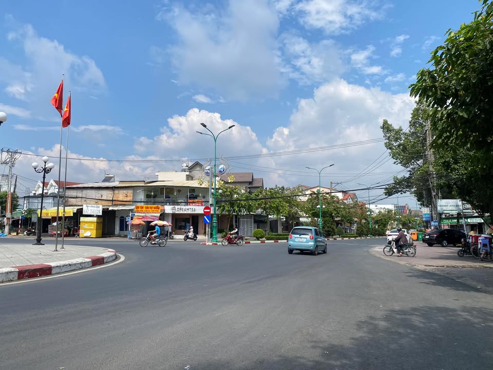 Đất nền Tây Ninh 200m² giá 1.625 tỷ - Chính chủ, sổ hồng đầy đủ!