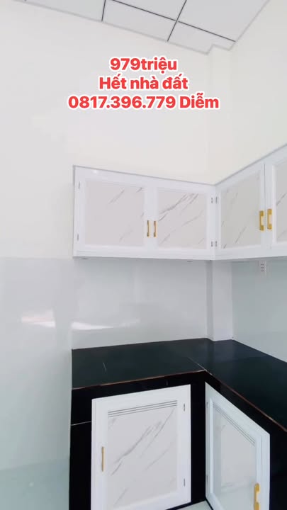 Nhà bán Trường Tây, Long Hoa, Tây Ninh 95m² giá 979 triệu - Góc 2 mặt tiền thuận lợi!