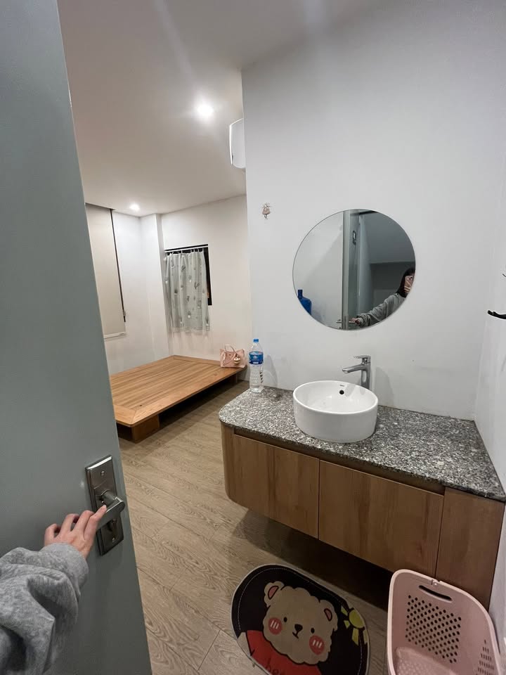 Chung cư mini tại ngõ 339 Ngọc Lâm, Long Biên - Thiết kế thoáng mát chỉ 4.5 triệu/tháng!