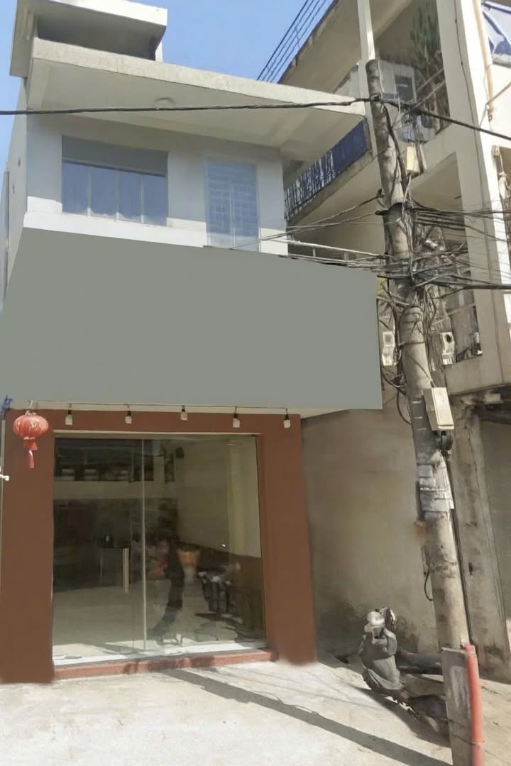 Nhà mặt tiền đường Hoàng Hoa Thám, Hải Châu 3 tầng giá 18 triệu - Kinh doanh lý tưởng!