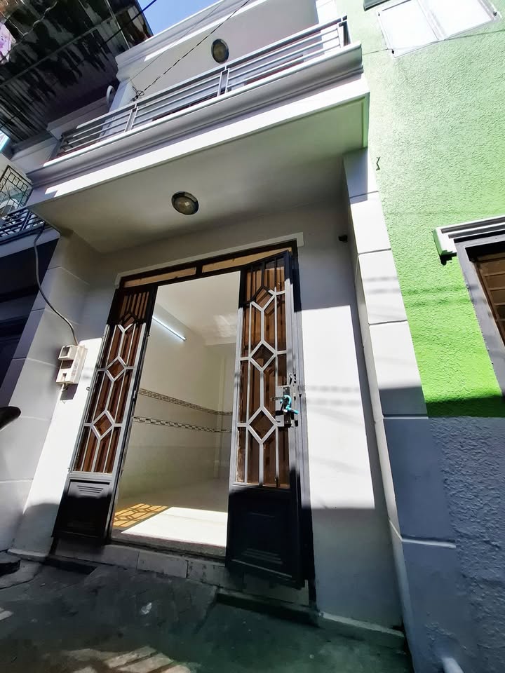 Nhà riêng quận 12, diện tích 31m², giá 1.485 tỷ - Khu dân cư đông đúc, sẵn sàng vào ở!