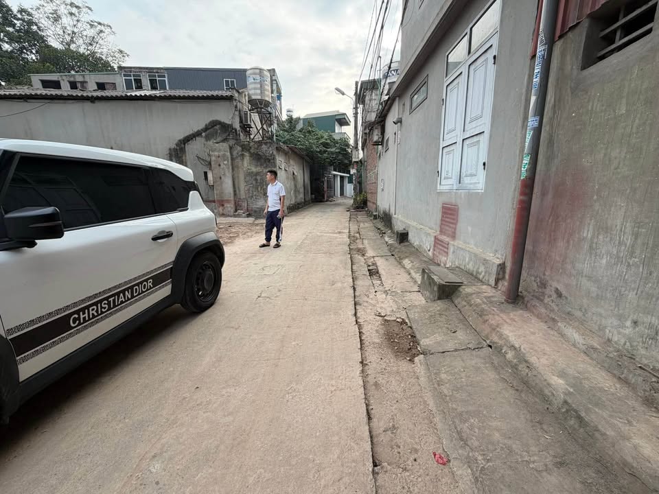 Đất nền Đồi Cam - Thanh Miếu 73,4m² giá 2 tỷ - Vị trí đắc địa, tiềm năng cao!