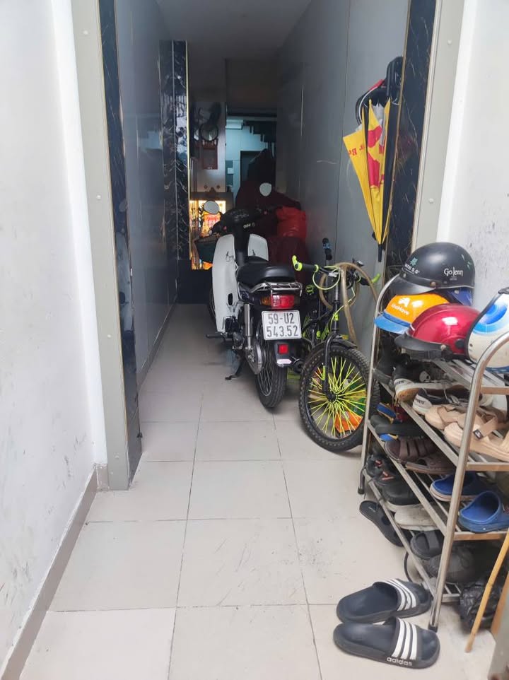 Nhà phố 5 tầng Nguyễn Thiện Thuật, Q3 - Giá chỉ 4.99 tỷ - Sẵn sàng vào ở!