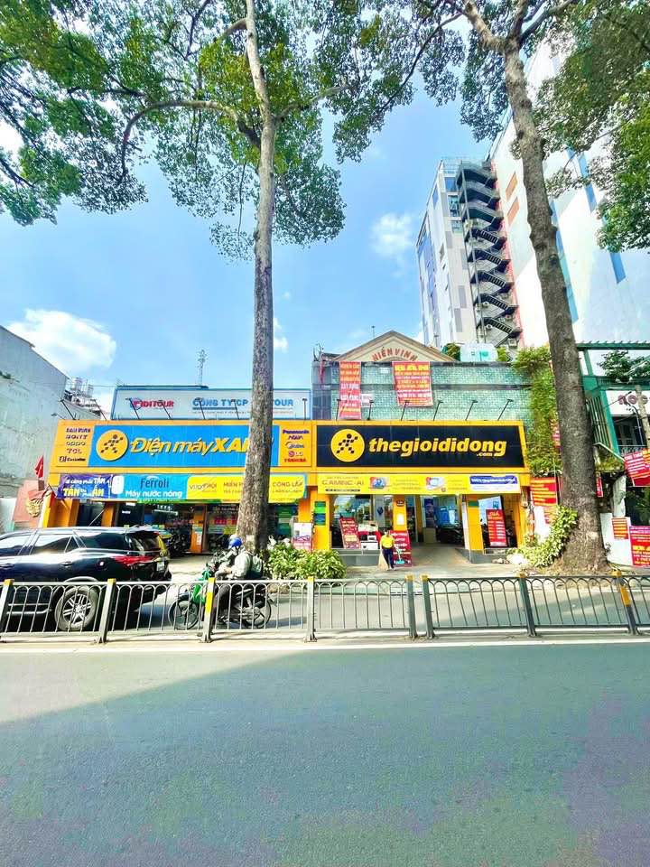 Bán tòa nhà FrontHouse 128 Trần Quang Khải, Quận 1 - Cơ hội đầu tư hiếm có!