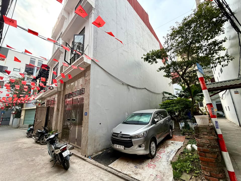 Đất nền phường Việt Hưng 56m² giá 8 tỷ - Vị trí trung tâm hiếm có