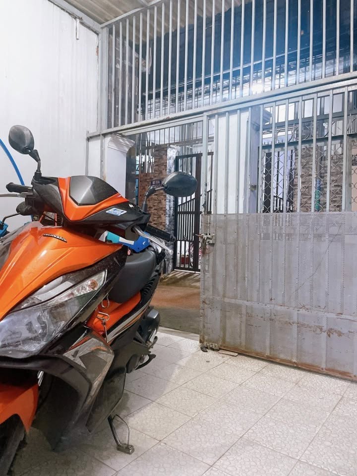 Nhà HXH Tân Nhơn Phú B - Quận 9, Diện tích 60m² giá 4.1 tỷ - Ô tô vào tận nhà!