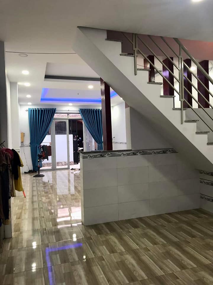 Nhà bán tại đường Mỹ Huề, Hóc Môn 76m² giá 2.47 tỷ - Pháp lý chuẩn, vào ở ngay!