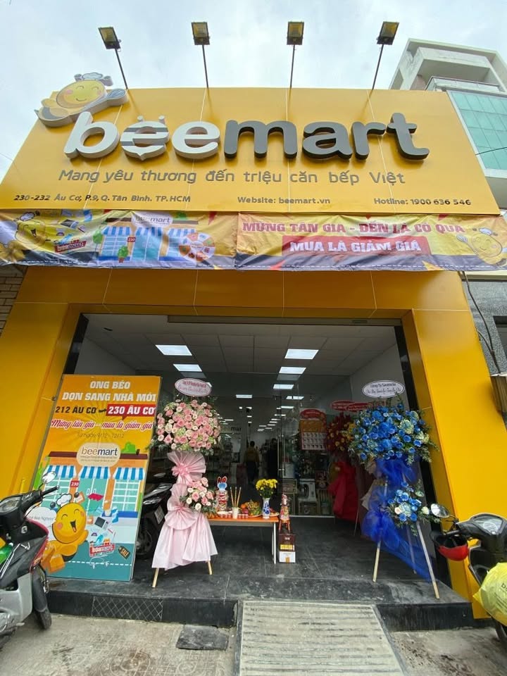 Nhà mặt tiền Âu Cơ, Tân Bình 198m² giá 45 triệu - Nhận nhà ngay!