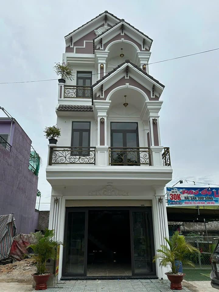 Nhà phố An Phú, Thuận An 240m² giá 5.3 tỷ - Thiết kế hiện đại, sẵn sàng vào ở!