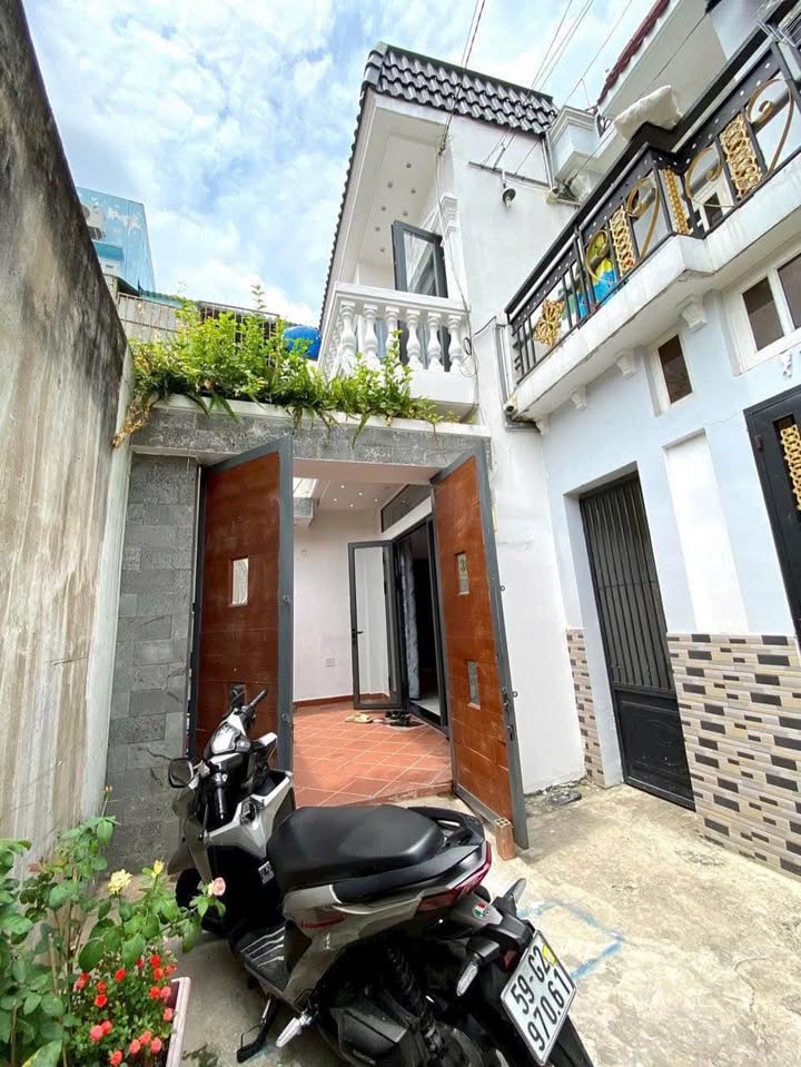 Nhà đẹp hẻm 3m đường Lê Văn Khương, Q12, 44.55m² giá 3.55 tỷ - Sang trọng, tiện nghi!