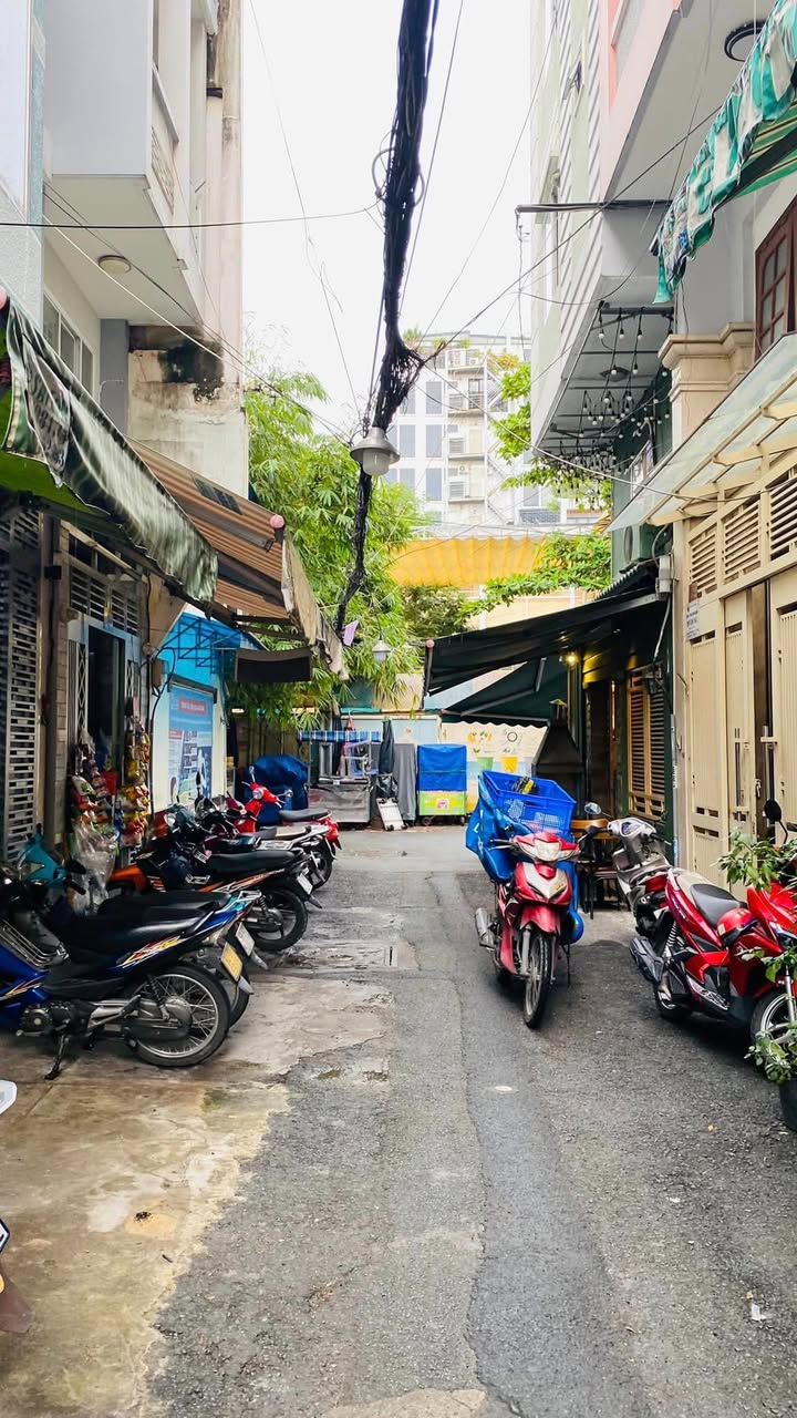 Nhà phố Nguyễn Thiện Thuật Q3 26.4m² chỉ 8.79 tỷ - Sổ hồng chính chủ!