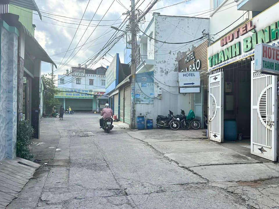 Nhà 3 tầng Nguyễn Ảnh Thủ Quận 12 112m² giá 6.5 tỷ - Cơ hội đầu tư hiếm có!