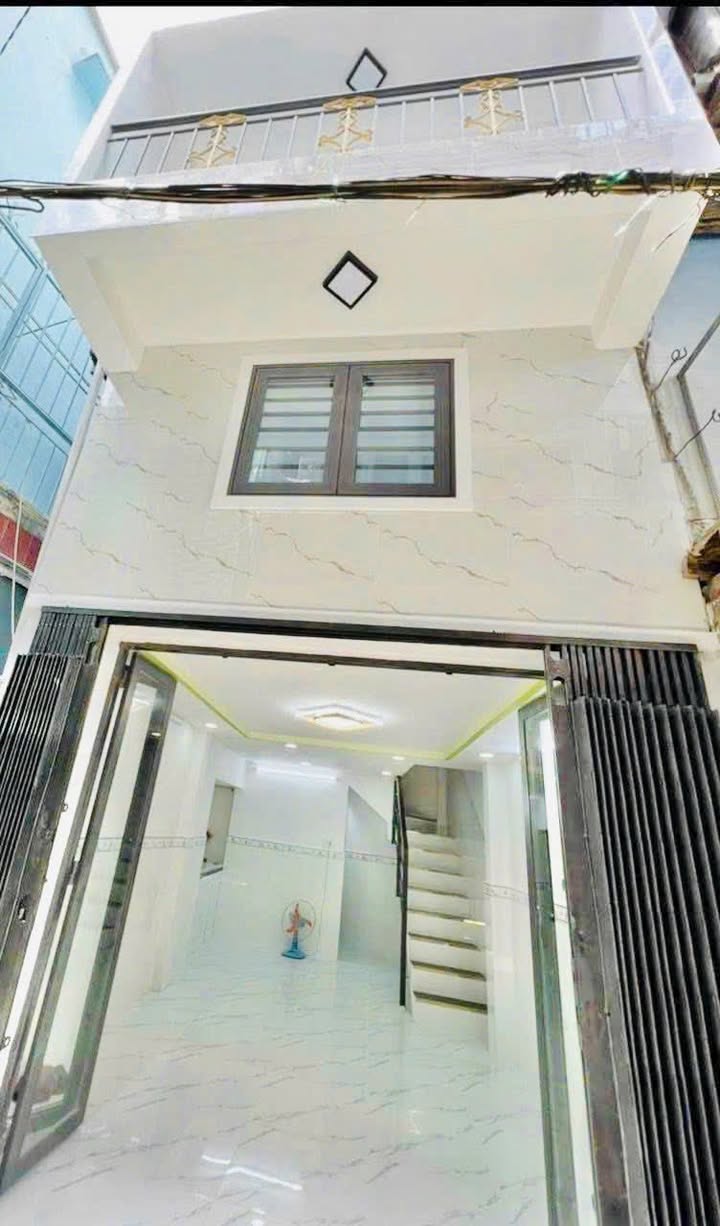 Nhà hẻm 1/ đường Bãi Sậy, Quận 6, 21m² giá 2.99 tỷ - Cách chợ Bình Tây chỉ 40m!