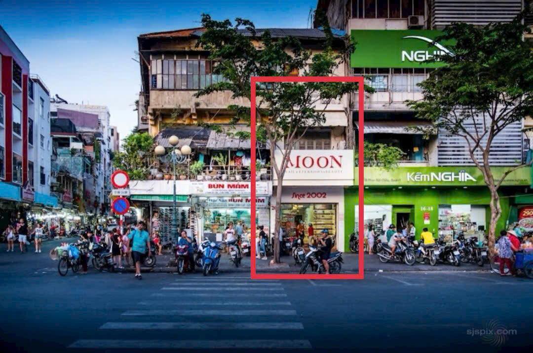 Mặt bằng cho thuê ngay Chợ Bến Thành - Đường Phan Bội Châu 105m² - Đầu tư sinh lời!