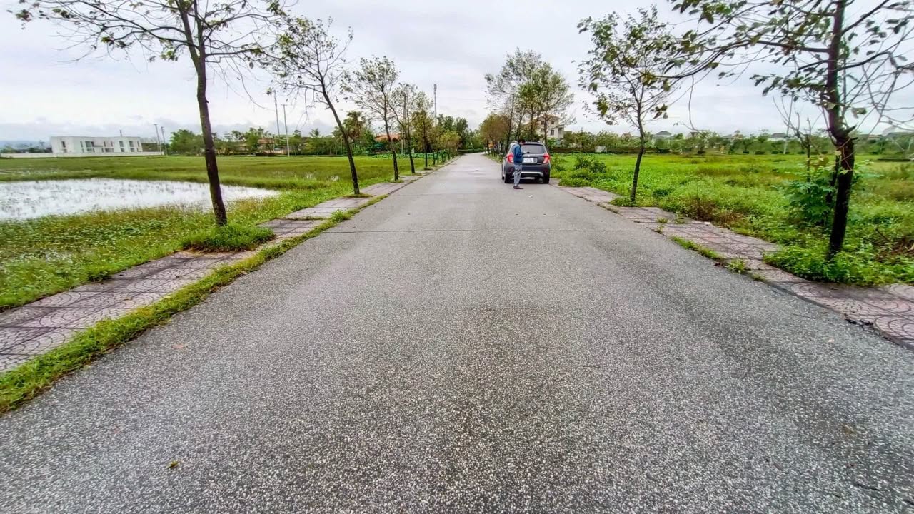 Lô đất Liên Hà, Thạch Hạ, Hà Tĩnh 300,2m² - Đường rộng 8m, 4 mặt tiền thoáng đẹp!