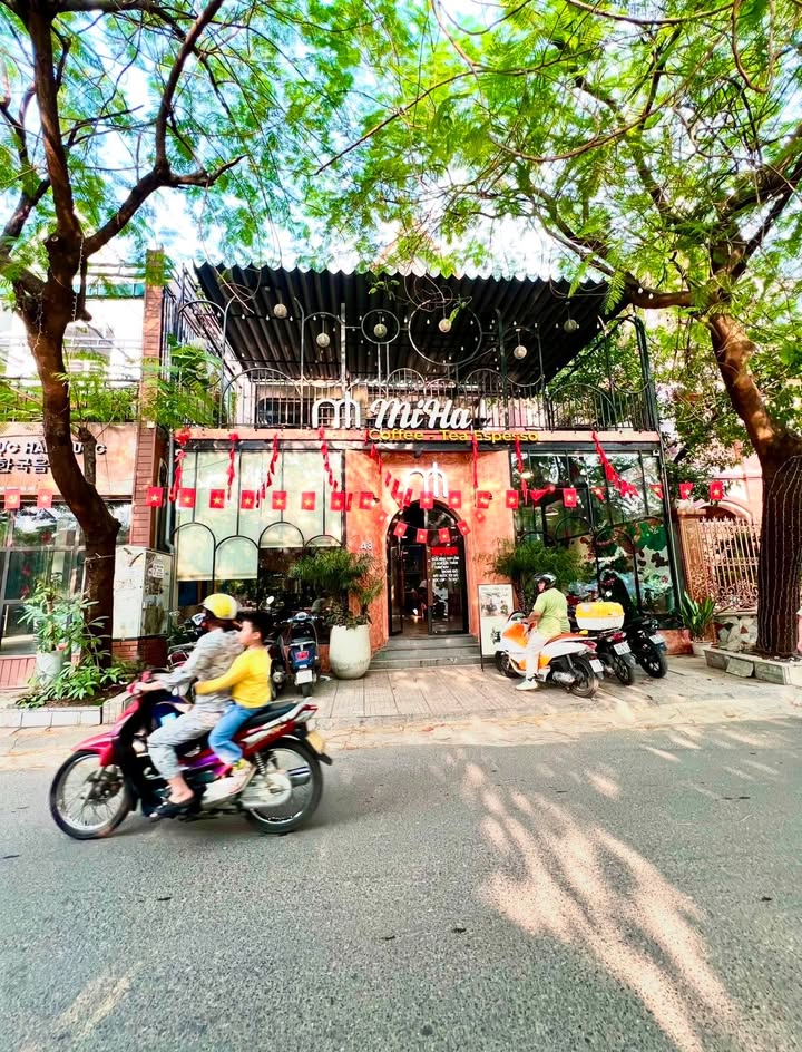 Biệt thự cho thuê KĐT Văn Quán 160m² - Kinh doanh sầm uất, view hồ đẹp!