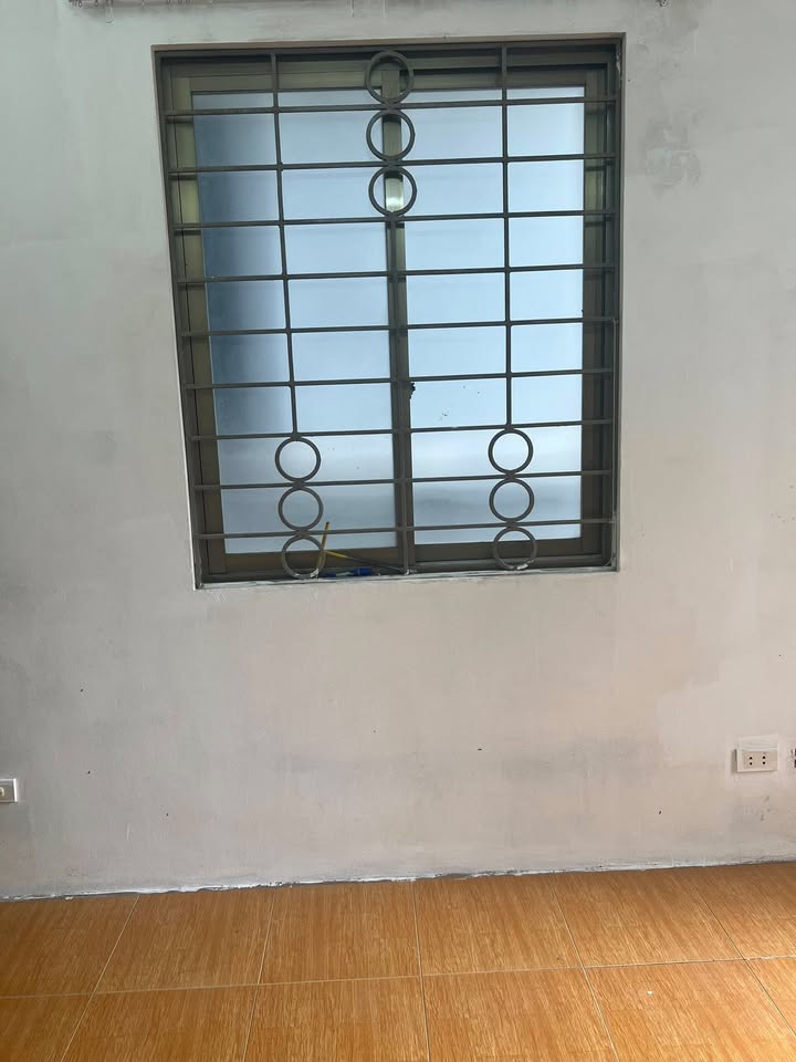 Phòng ở ghép tại ngõ 140 Nghĩa Dũng, Ba Đình - Chỉ 2.5 triệu/tháng!