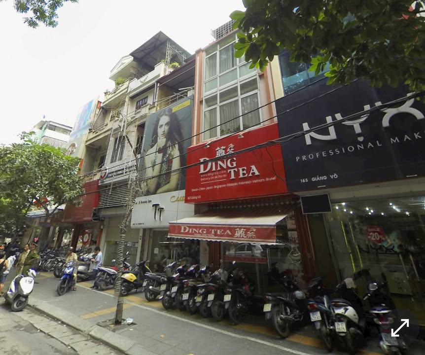 Nhà mặt phố Giảng Võ Ba Đình 50m² giá 36 triệu - Kinh doanh thuận lợi!