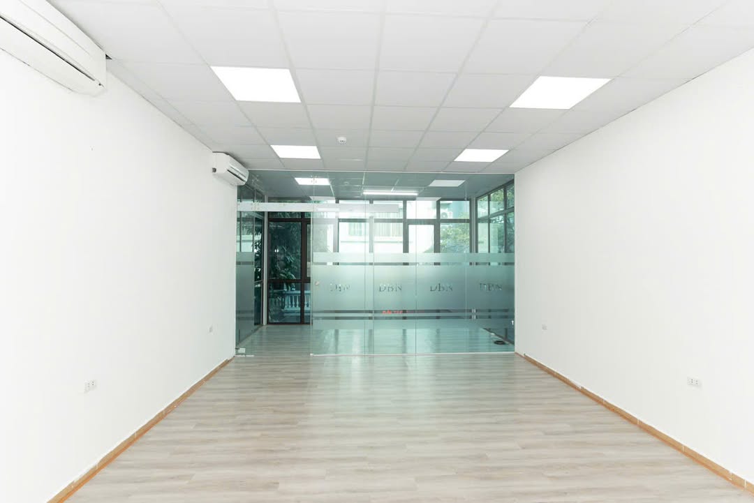 Văn phòng cho thuê tại Lê Đức Thọ, Nam Từ Liêm 60m² - Giá 8 triệu/tháng, Sẵn sàng làm việc!