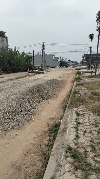 Đất nền Sầm Sơn 96m² giá 2 tỷ - Hướng Đông, mặt tiền 6m, giao thông thuận lợi!