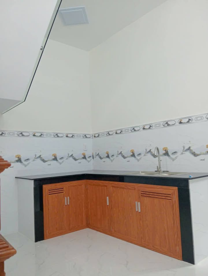 Nhà phố Thạnh Xuân 52m² giá 2.4 tỷ - Đường xe hơi rộng rãi!