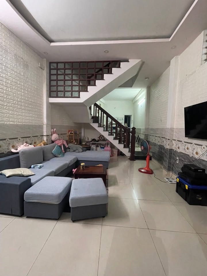 Nhà 3 tầng đường Tôn Hiệu, Hòa Minh, 70m² giá 3.85 tỷ - Ô tô vào tận nhà!