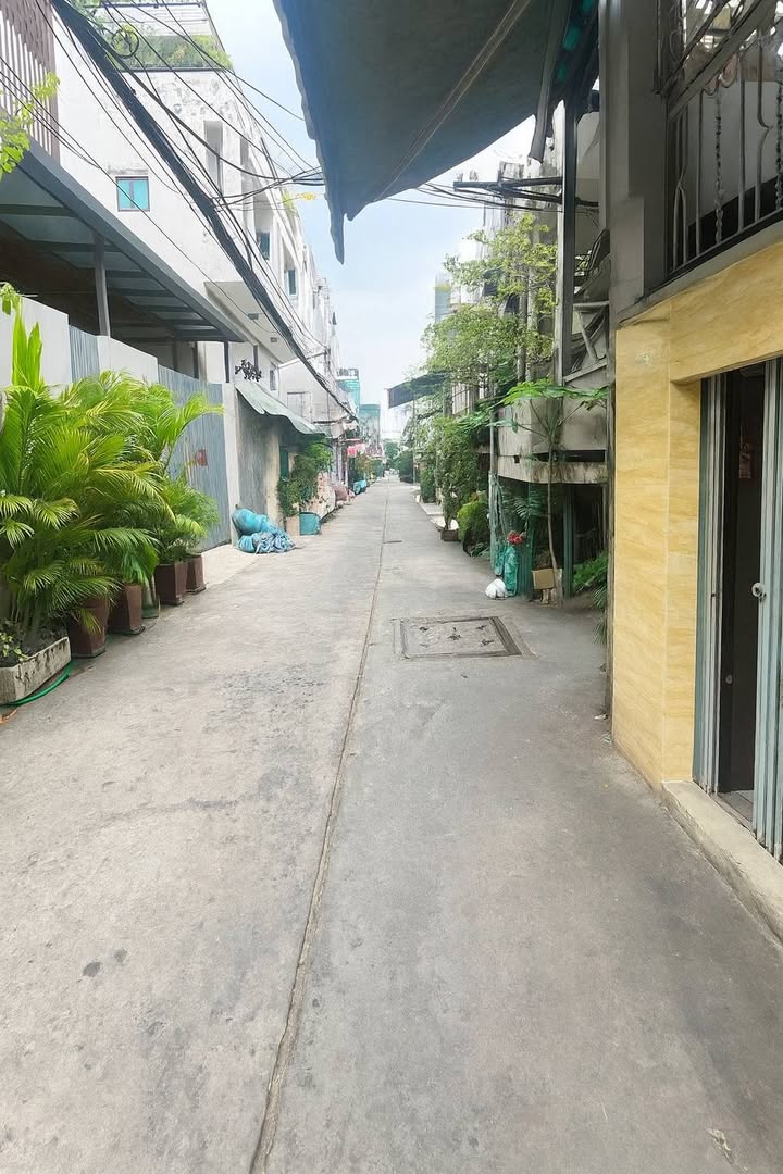 Nhà cấp 4 Hậu Giang Quận 6 78m² giá thỏa thuận - Tiện xây mới ngay!