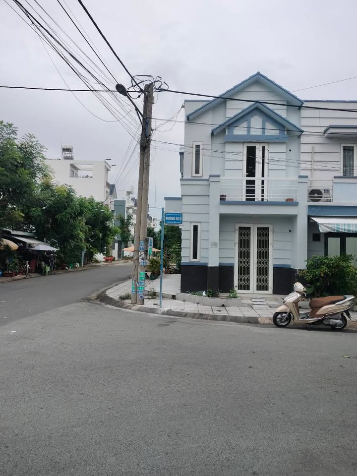 Nhà góc 2 mặt tiền KDC Cát Tường Phú Sinh 74.13m² giá 1.7 tỷ - Thiết kế hiện đại, sổ hồng chính chủ!