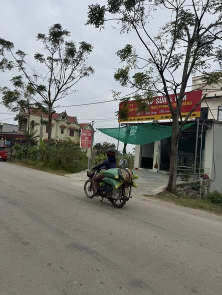 Đất nền Liên Lộc, Hậu Lộc 143m² giá 1 tỷ - Mặt tiền 6.5m, vị trí kinh doanh tốt!