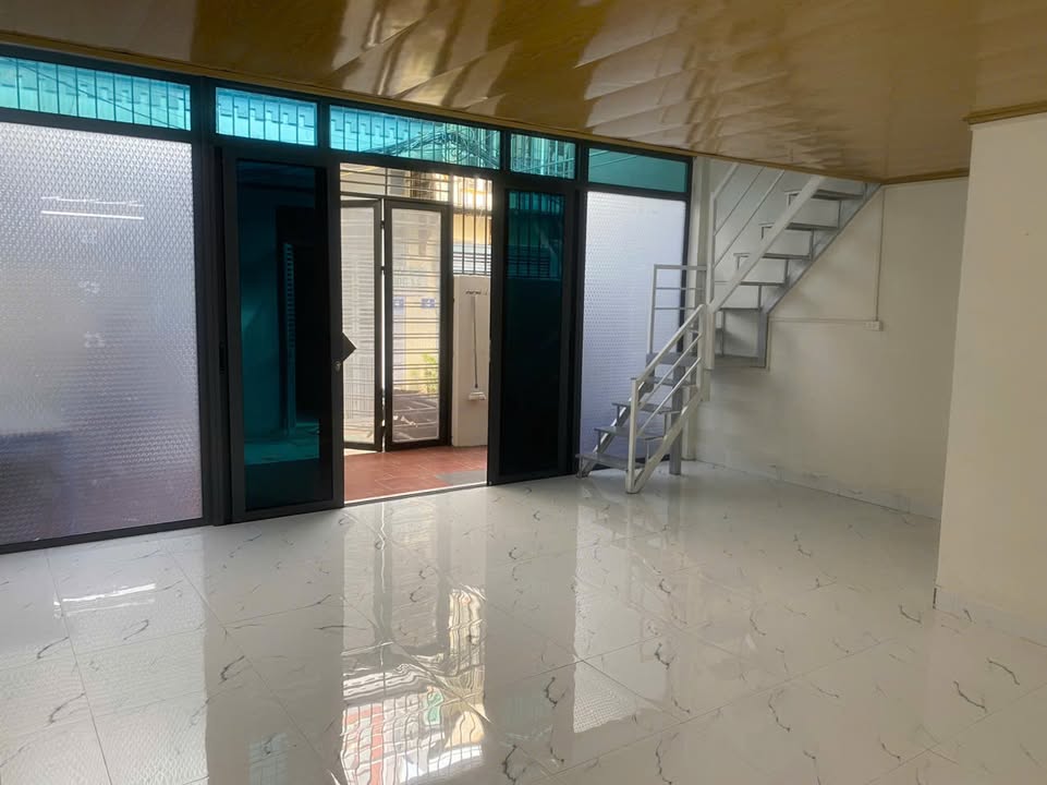 Nhà nguyên căn cho thuê tại Ngọc Trục, Đại Mỗ 55m² chỉ 6 triệu - Thiết kế tiện nghi, giá tốt!