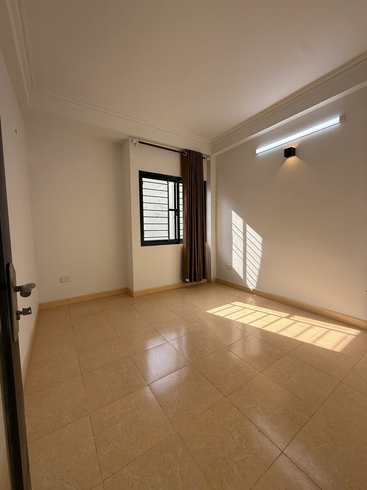 Căn hộ dịch vụ Pháo Đài Láng, Đống Đa 50m² giá 12 triệu - Không gian sống thoáng đãng!