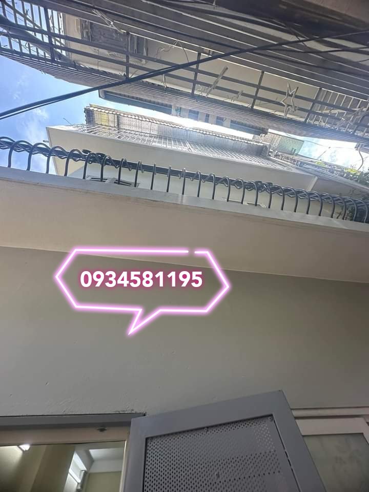 Nhà 3 tầng ngõ 460 Khương Đình 30m² giá chỉ 2.5 tỷ - Không thể bỏ lỡ!