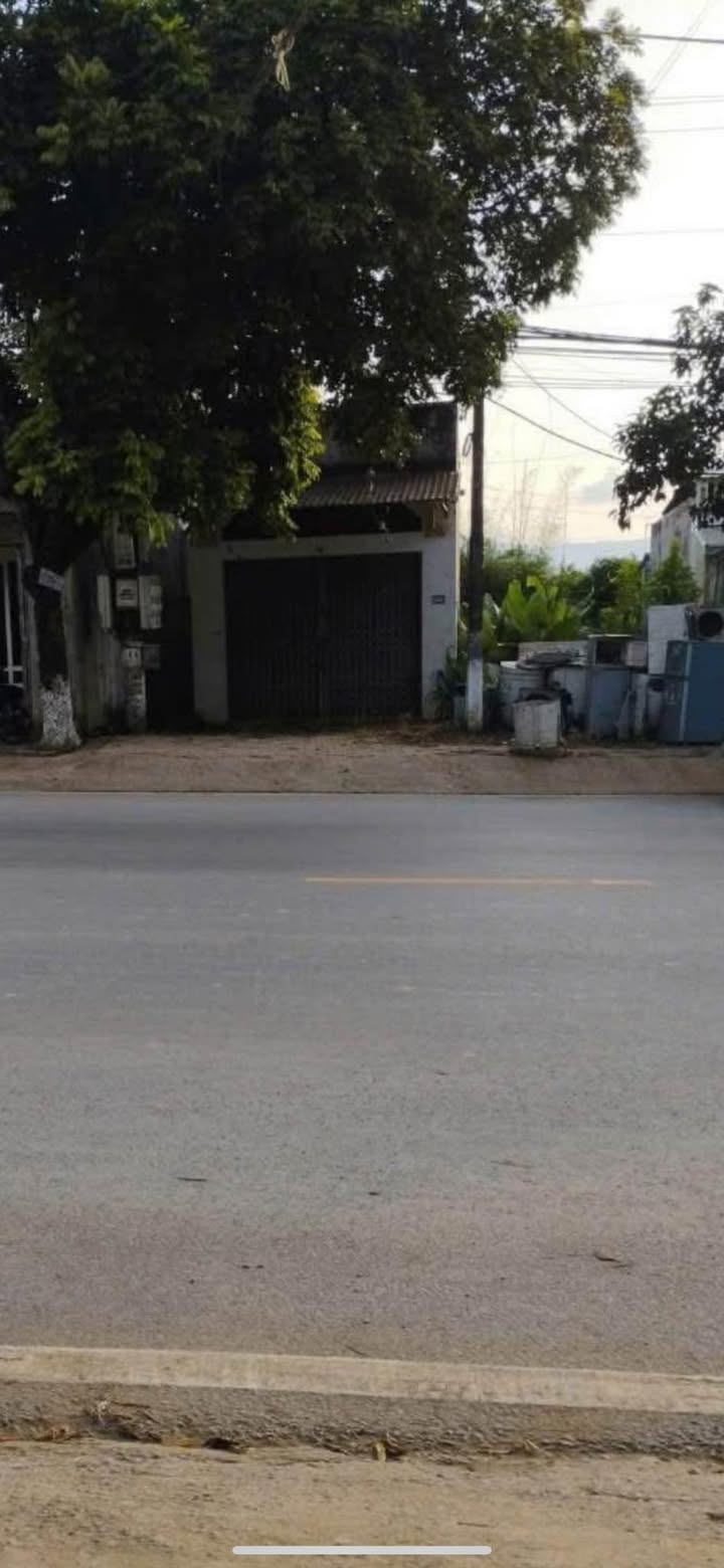 Nhà mặt đường Tiểu khu 2, Hát Lót, 175m² - Vị trí đắc địa, đầu tư lâu dài!