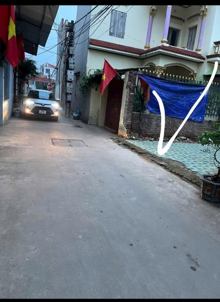 Đất nền Yên Trung, Yên Phong, Bắc Ninh 100m² - Mặt tiền rộng, kinh doanh thuận lợi!