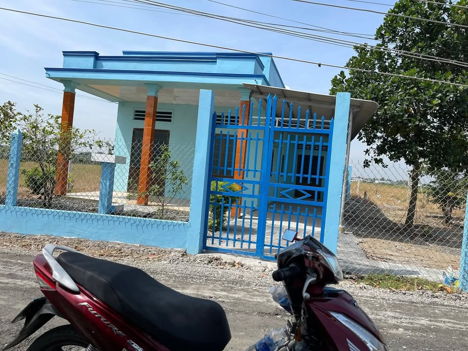 Nhà vườn Gò Công Đông 297m² giá 790 triệu - Hướng kênh mát mẻ!