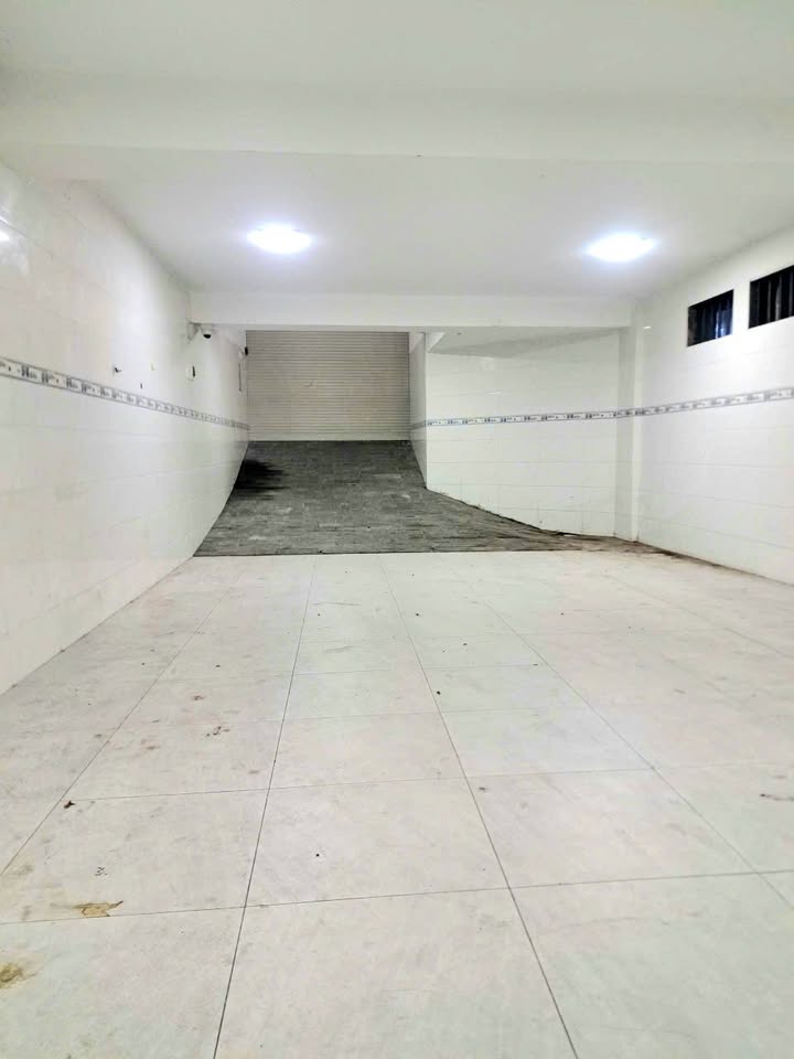 Nhà góc 2 mặt tiền GS3 Dĩ An 117m² giá 19.5 tỷ - Đầu tư sinh lời cực tốt!