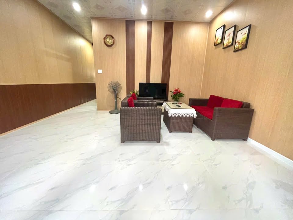 Nhà cho thuê mới xây tại Đà Lạt 83m² giá 5 triệu - Nội thất đầy đủ, giao thông thuận tiện!
