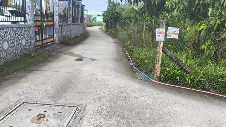 Đất thổ cư 280m² tại ấp Trong Phước Hậu, Cần Giuộc - Giá chỉ 2.15 tỷ!
