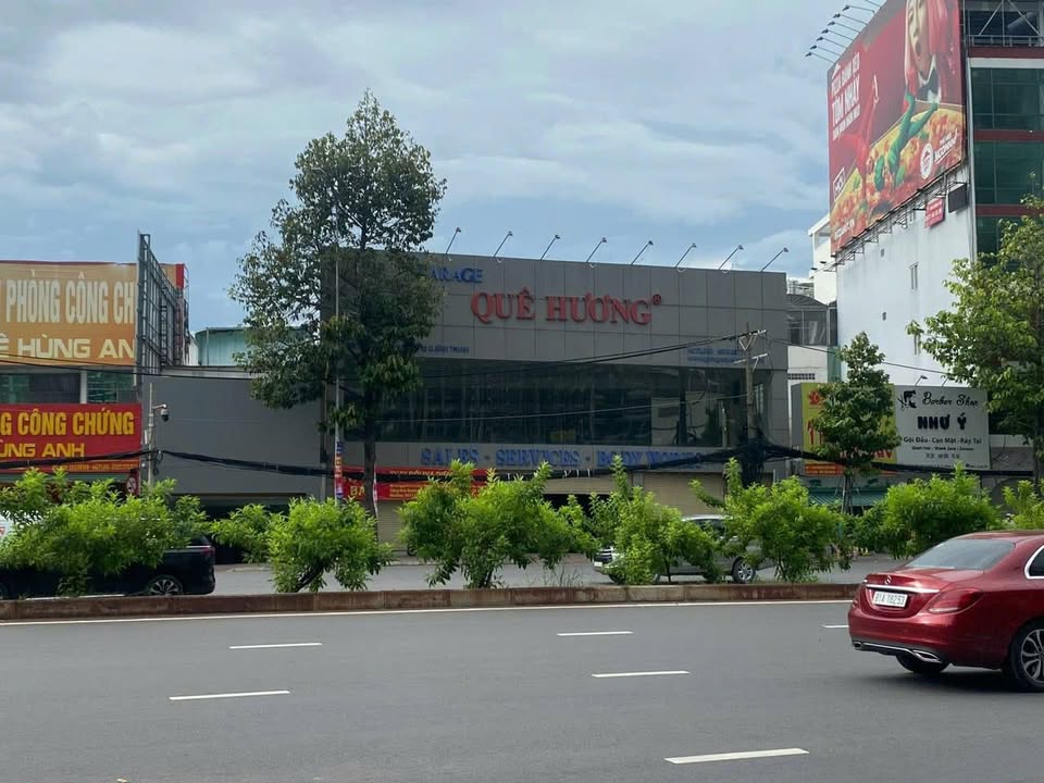 Đất nền khu Vinhomes Central Park 1.037m² giá 460 tỷ - Đầu tư sinh lời tiềm năng!