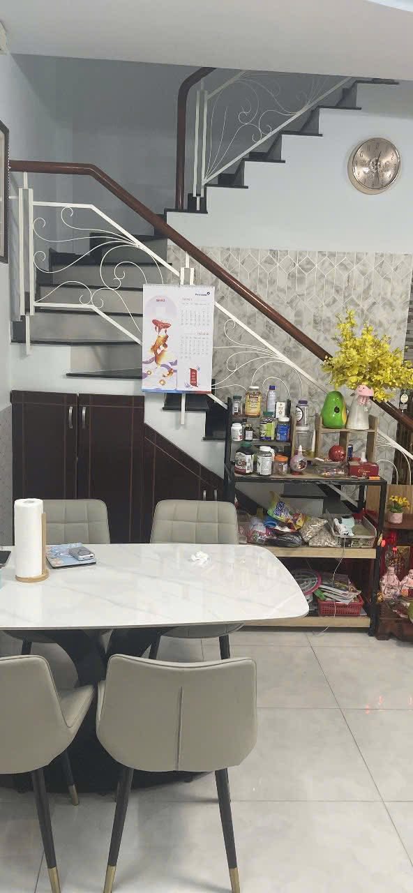 Bán nhà hẻm 769 Phạm Thế Hiển, P4, Q8 - Giá chỉ 6.2 tỷ - Khu vực an ninh, dân trí cao!