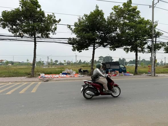 Đất nền liền kề Mặt tiền đường Phạm Văn Diêu, Dĩ An 90m² giá 5.2 tỷ - Vị trí kinh doanh đắc địa!