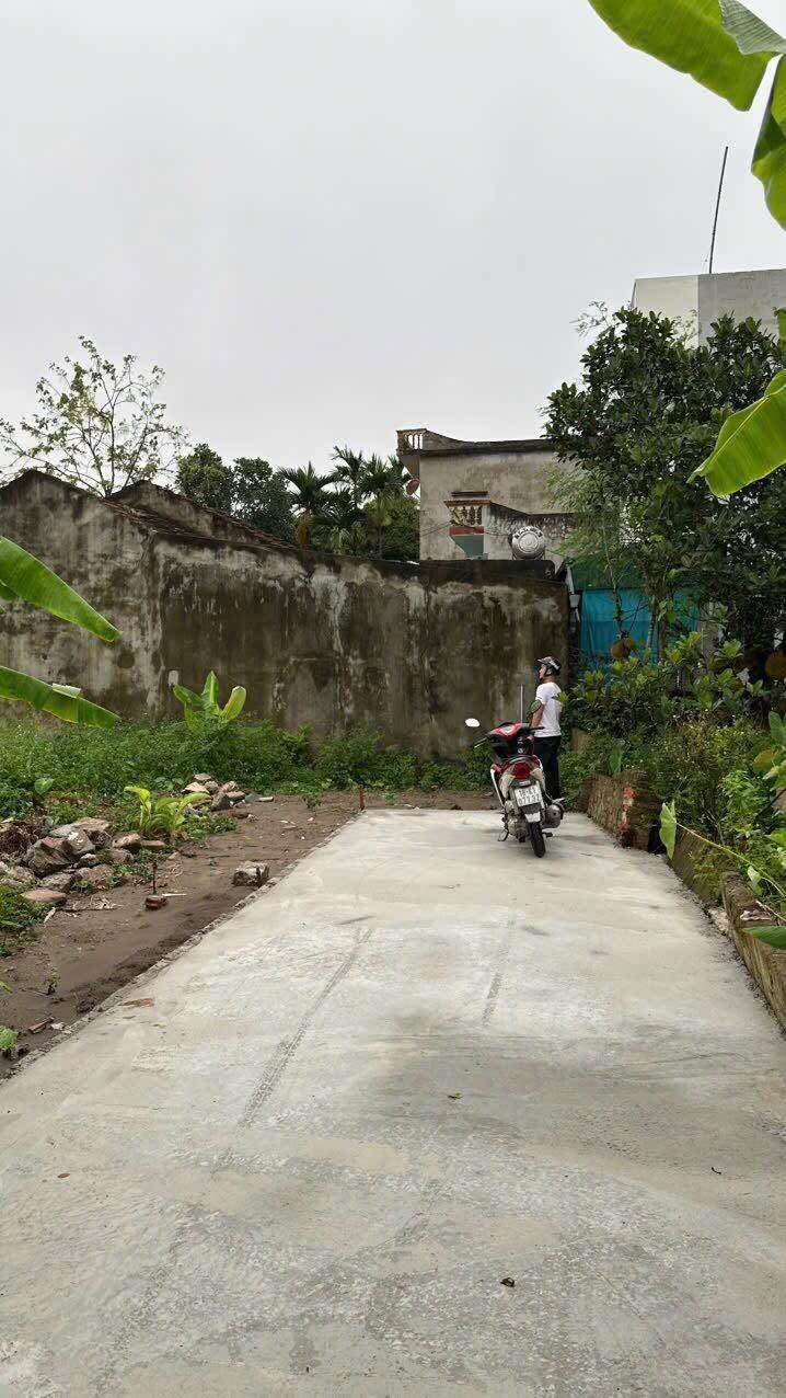 Đất Lộng Đồng Trường Thi 48.8m² giá 860 triệu - Vị trí đắc địa ô tô đậu cửa!