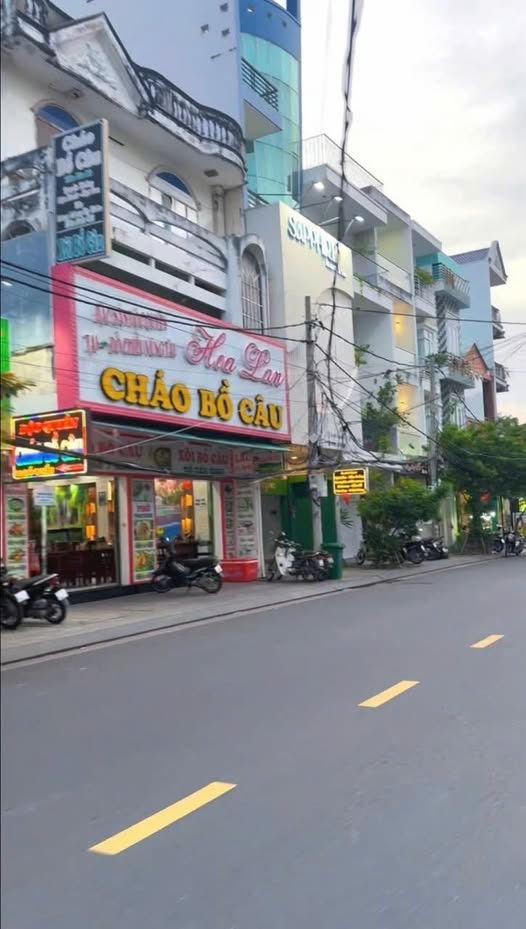 FrontHouse Dĩ An 81m² giá 15.8 tỷ - Đang cho thuê 25 triệu/tháng!