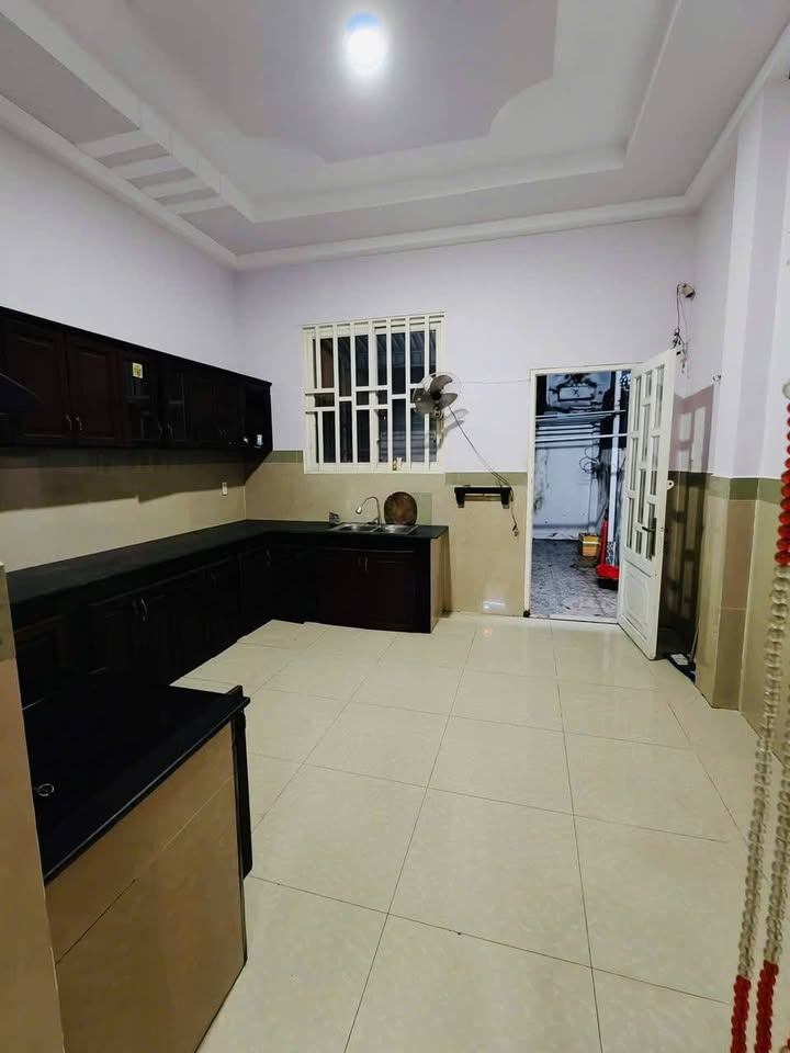 Nhà cho thuê hẻm 20/ Đường Mễ Cốc, Quận 8 - Diện tích 68m² chỉ 9.5 triệu/tháng!