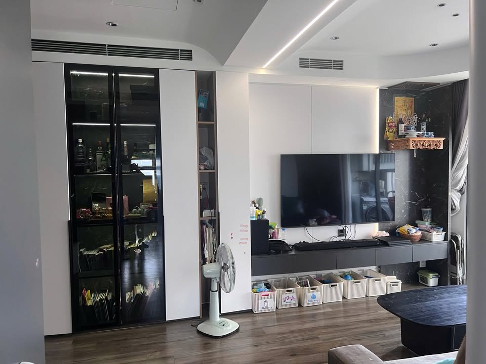 Căn hộ D'capitale C2 quận Cầu Giấy 52m² giá 20 triệu - Full nội thất sang trọng!