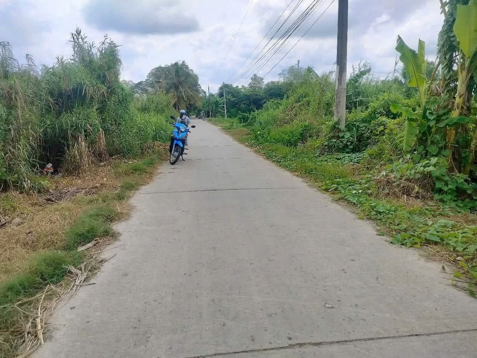 Đất mặt tiền đường lộ đal, 80m² giá 180 triệu - Ô tô vào tận nơi!