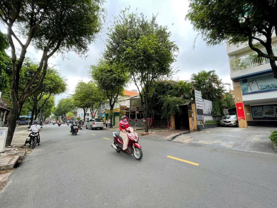Đất vàng Quận 1 - 182 Nguyễn Văn Thủ, 804m², giá 850 tỷ - Cơ hội đầu tư hiếm có!
