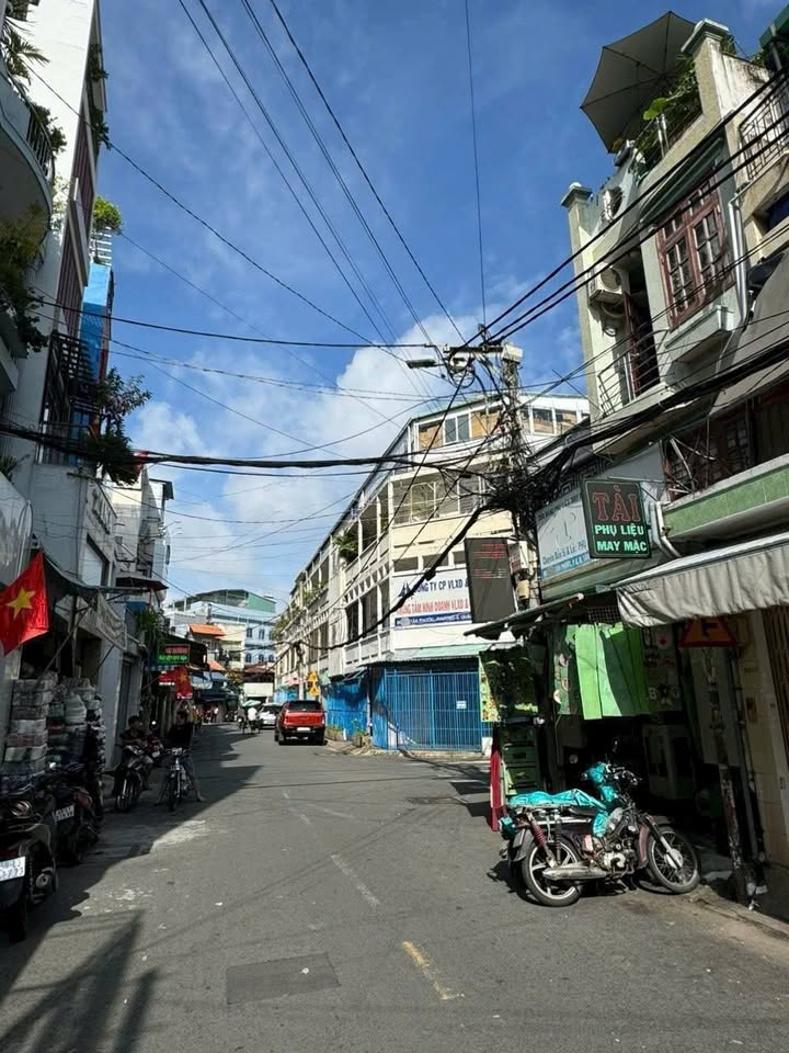 Nhà góc 2 mặt tiền đường Tân Phước, Quận Tân Bình, 31.5m² giá 7.8 tỷ - Đầu tư sinh lời ngay!