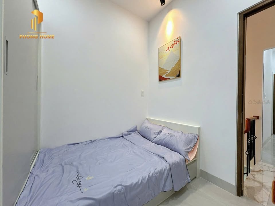 Nhà 2 tầng đường Ông Ích Khiêm, Đà Nẵng 90m² giá 5.05 tỷ - Ô tô đậu cửa, gần biển!