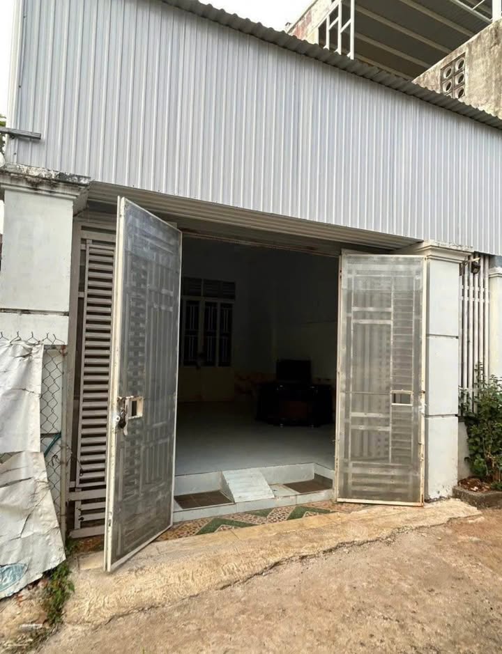 Nhà nguyên căn phường Tân Lập 100m² giá 3.5 triệu - Thuận tiện giao thông và tiện ích